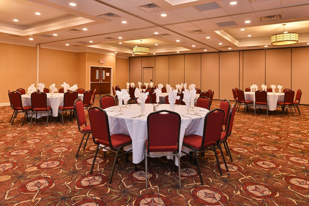 Holiday Inn New London Mystic Area by IHG - photo 27