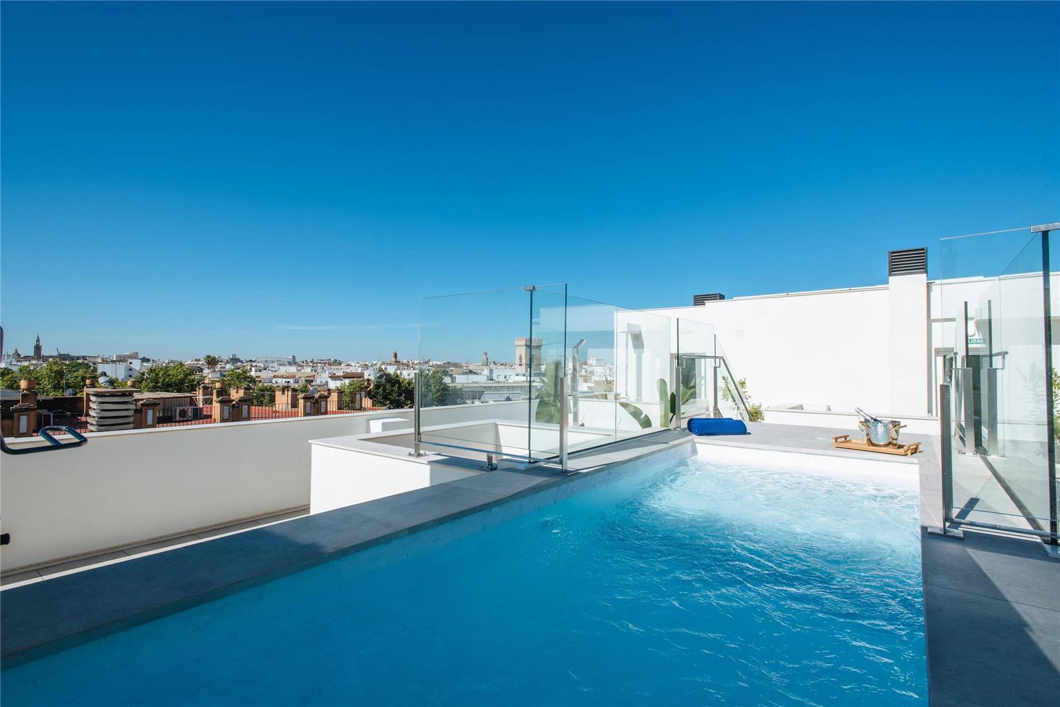 Sercotel Sevilla Guadalquivir Suites — 4-Star Luxury Hotel in Sevilla, Spain
