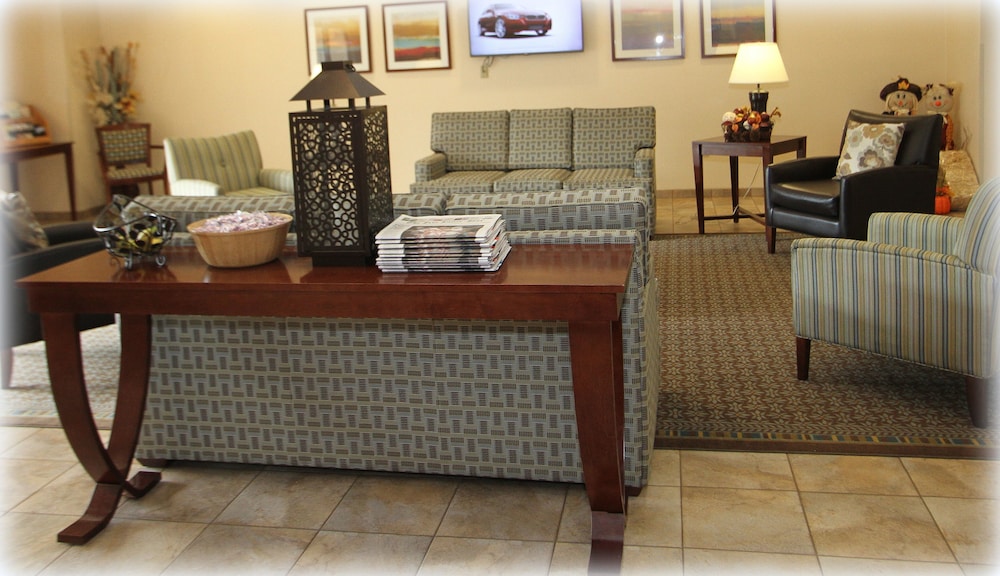 Candlewood Suites Fredericksburg by IHG - photo 16