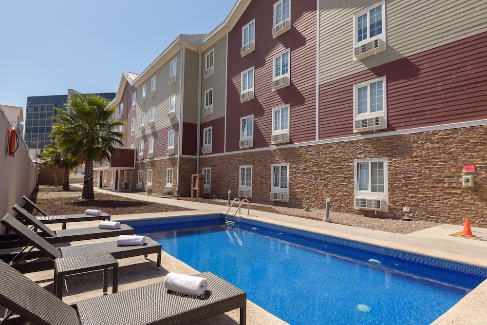 Extended Suites Merida Siglo XXI - last minute hotel in Merida