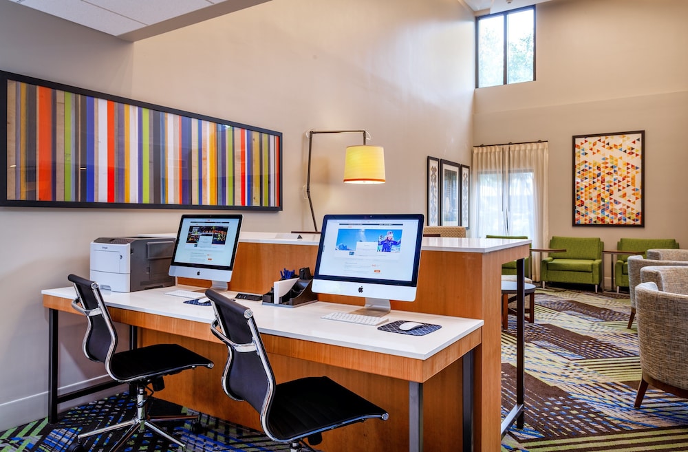 Holiday Inn Express Tampa Brandon by IHG - photo 17