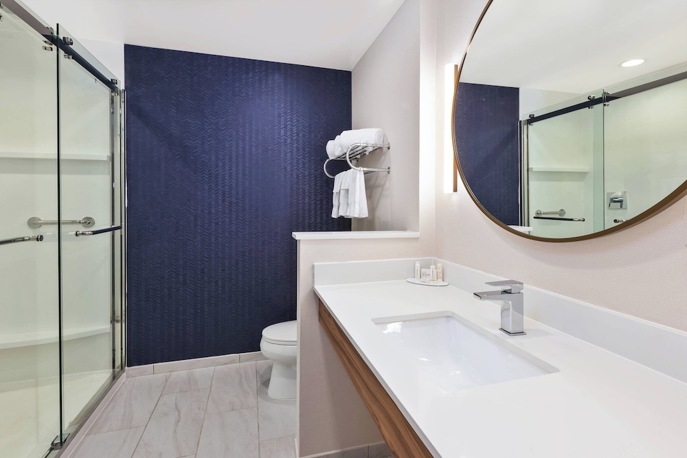 Fairfield Inn & Suites by Marriott Goshen - photo 17