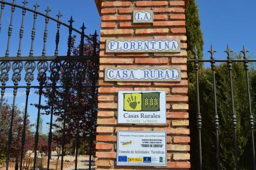 Casa Rural La Florentina — 4-Star Luxury Hotel in Santa Cruz De Mudela, Spain