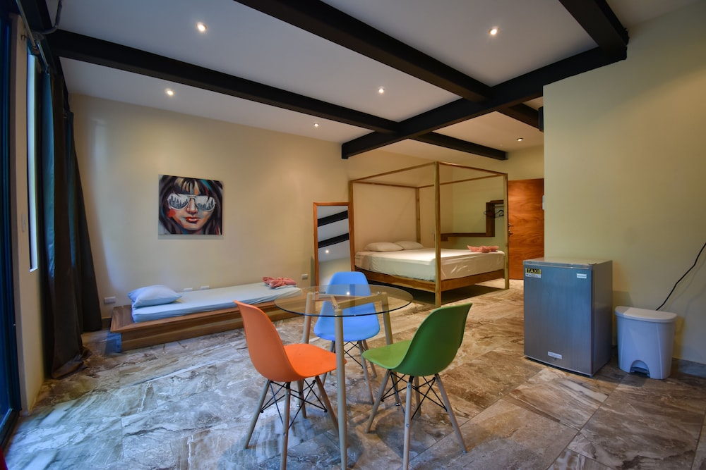 La Jolla Hotel - last minute hotel in Nicoya