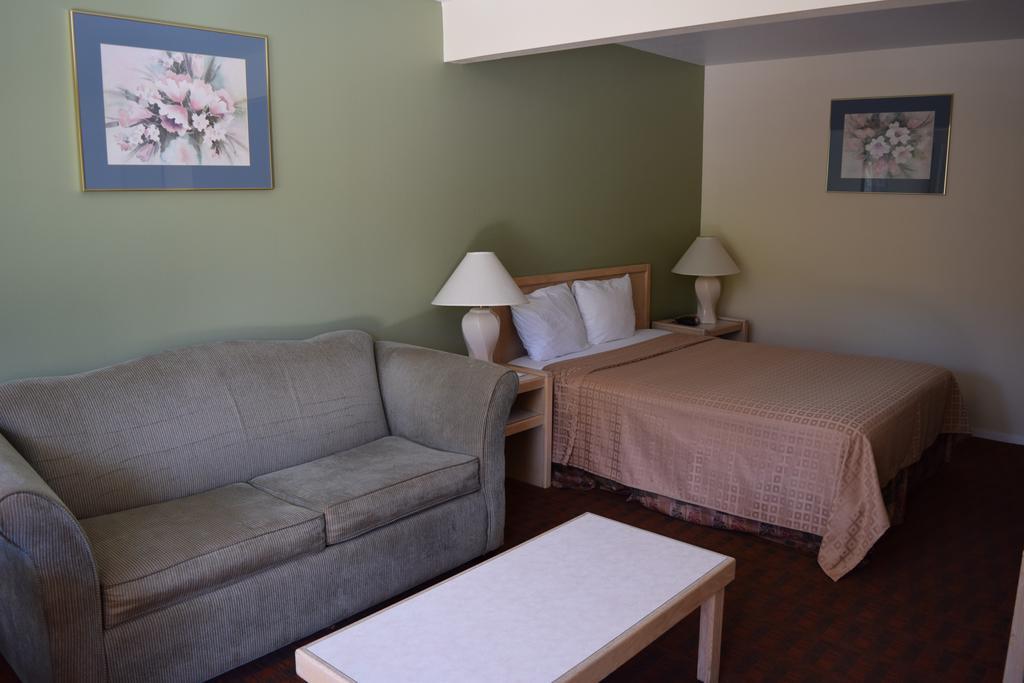 Valley Oaks Inn Woodland - photo 8