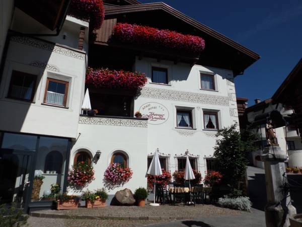 Aparthotel Garni am Johannesbrunnen in Fiss, Austria