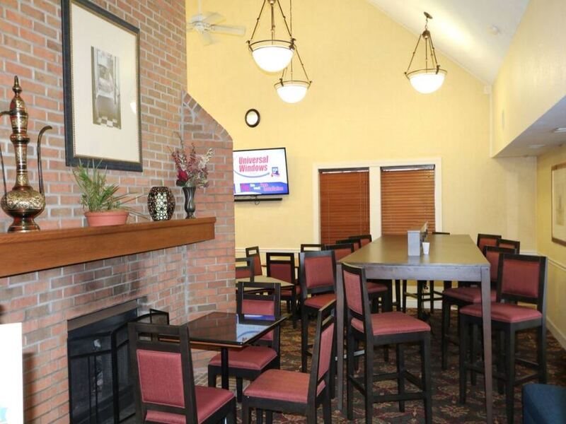 StayPlace Suites Akron Copley Township West - photo 5