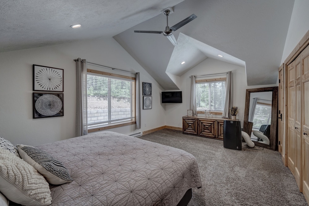Little Hope Chalet at Terry Peak Ski Resort - photo 6