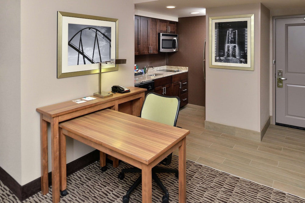 Homewood Suites By Hilton Cincinnati Mason - photo 18