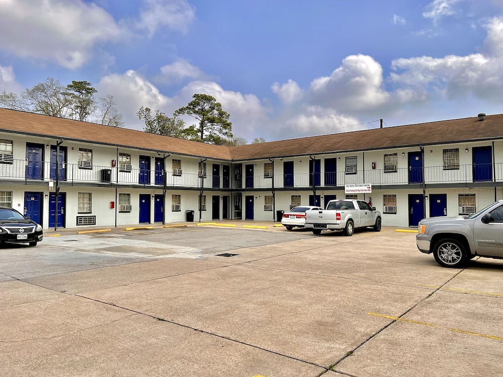 Orbit Inn Houston Homestead Tidwell - photo 8