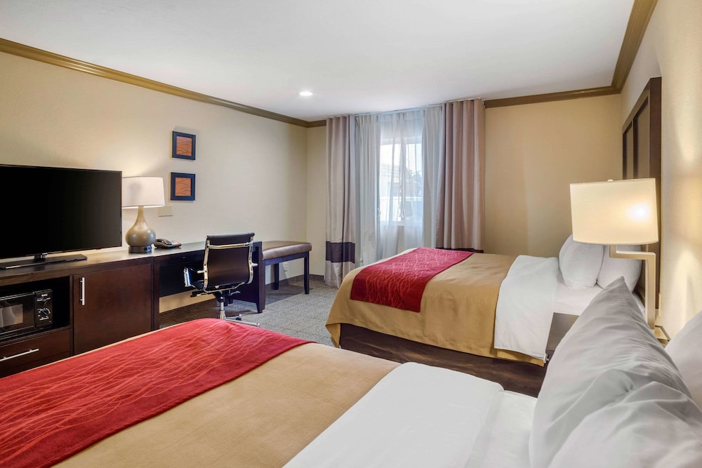 Comfort Inn Castro Valley - photo 20