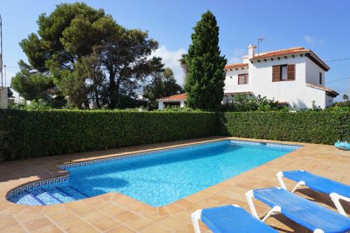 Bungalow Pueblo Mar En Els Poblets. — 4-Star Luxury Hotel in Denia, Spain