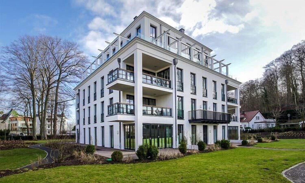 Parkvilla Amalie — 4-Star Luxury Hotel in Ostseebad Binz, Germany