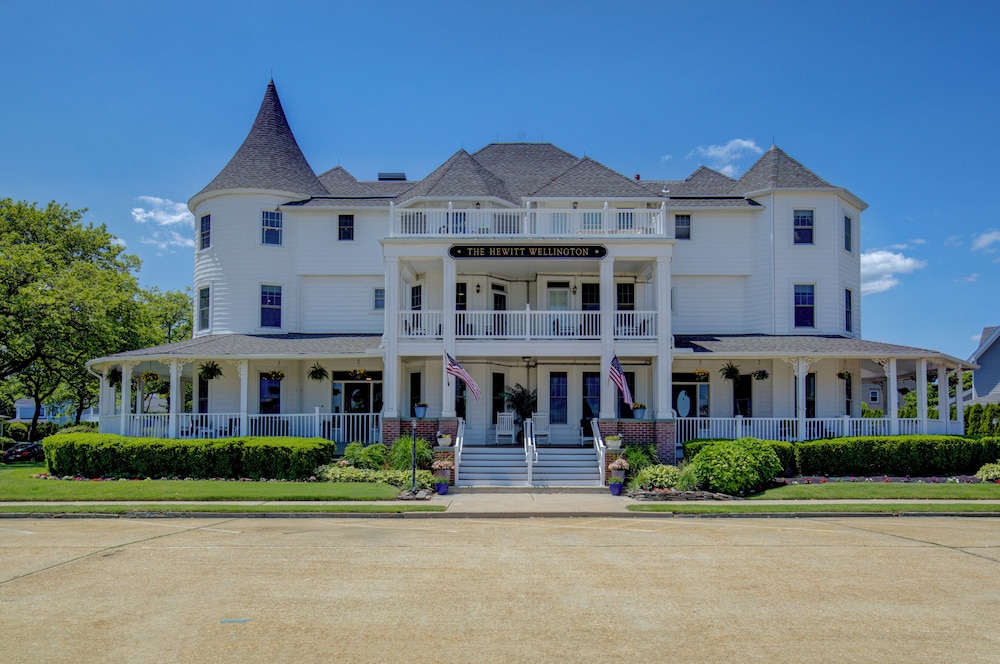 The Hewitt Wellington Hotel - carbon neutral hotel in Spring Lake
