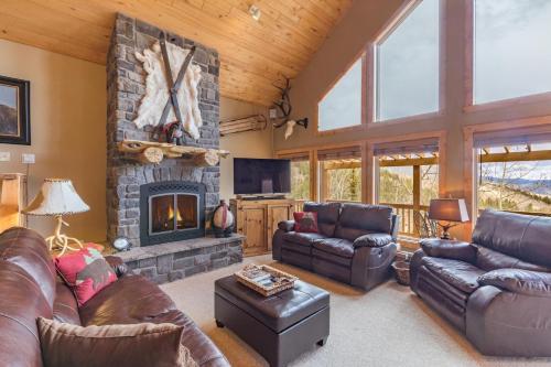 Rogers Roost - carbon neutral hotel in Creede