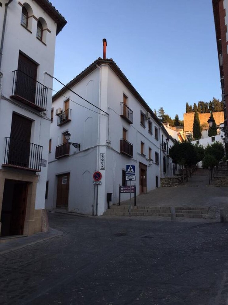 Apartamento Cuesta San Judas — 4-Star Luxury Hotel in Antequera, Spain