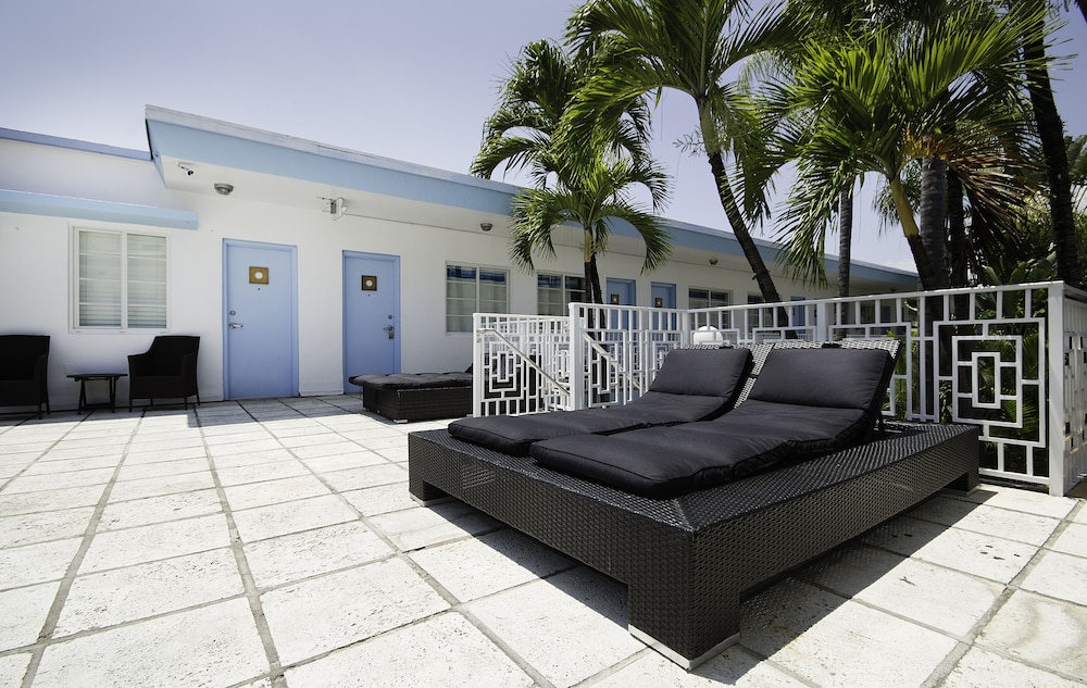 Aqua Hotel & Suites - photo 37