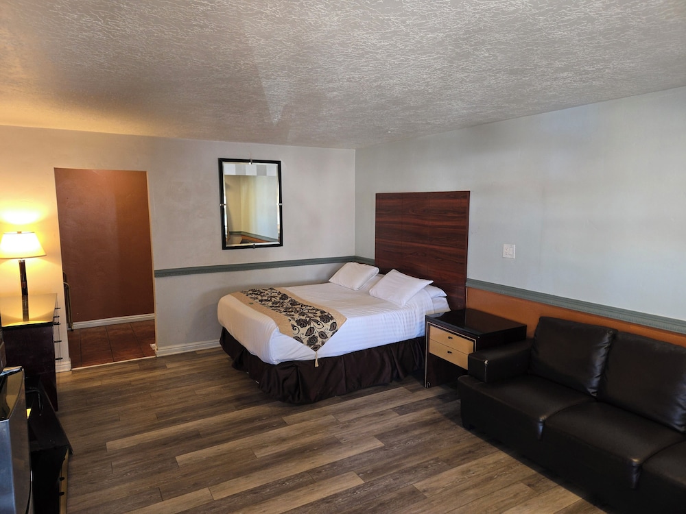 Sage Motel - photo 20