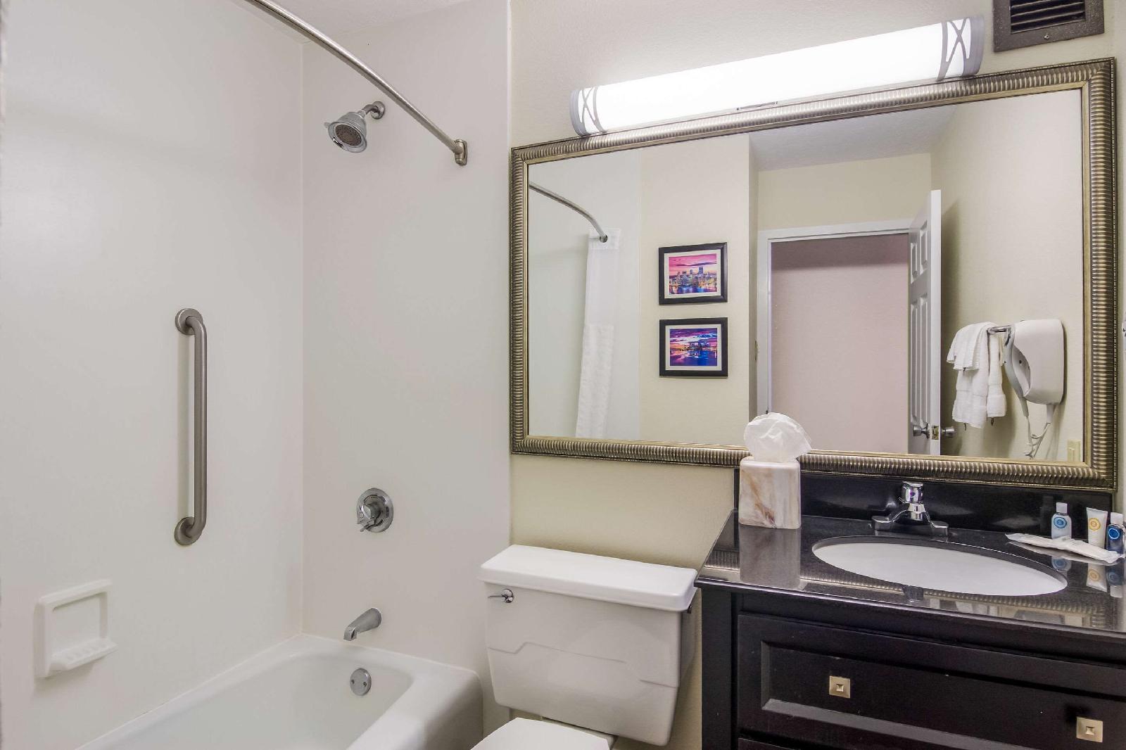 Mainstay Suites Pittsburgh - photo 30