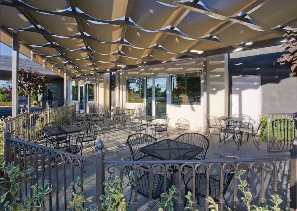 DoubleTree by Hilton Chico - photo 47