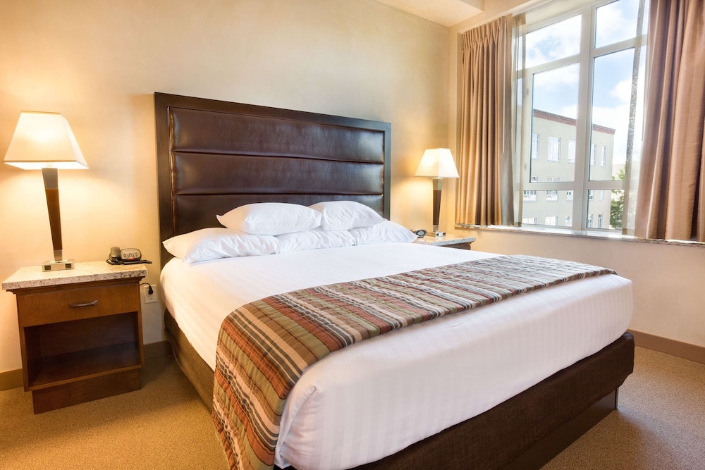 Drury Plaza Hotel in Santa Fe - photo 21
