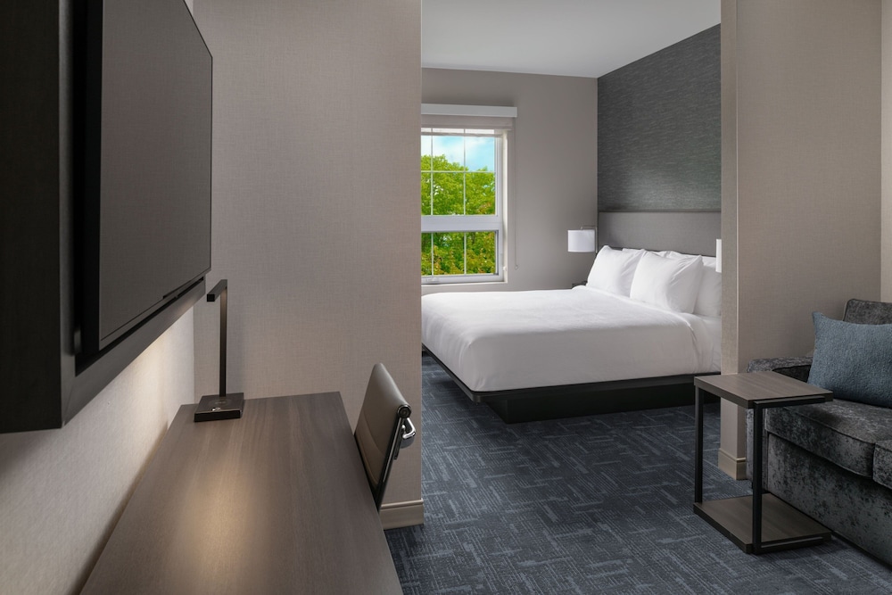 Fairfield Inn & Suites By Marriott Annapolis - photo 13