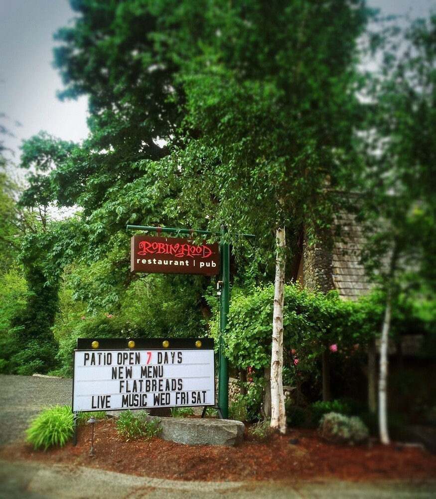 Robin Hood Village Resort - photo 120