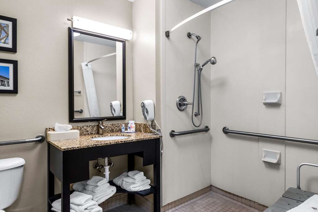 Comfort Inn Evansville East - photo 45