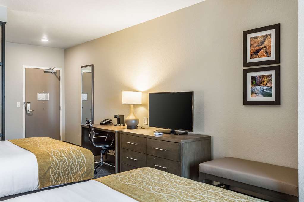 Comfort Inn & Suites Salt Lake City Airport - photo 42