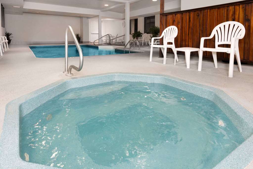 Days Inn by Wyndham Liberal KS - photo 4