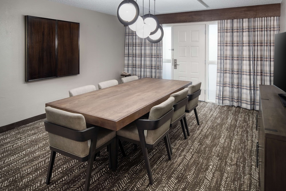 Embassy Suites by Hilton Orlando North - photo 20