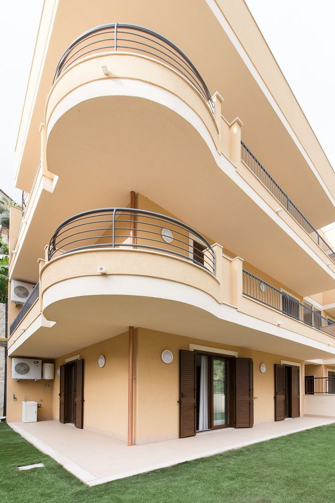 Il piccolo Diavolo — 4-Star Luxury Hotel in Taormina, Italy