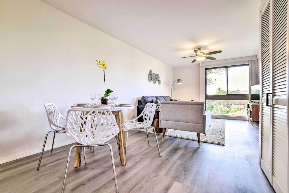 Modern & Cozy Condo Near Beaches w Coastal Views — 4-Star Luxury Hotel in Napili-Honokowai, United States