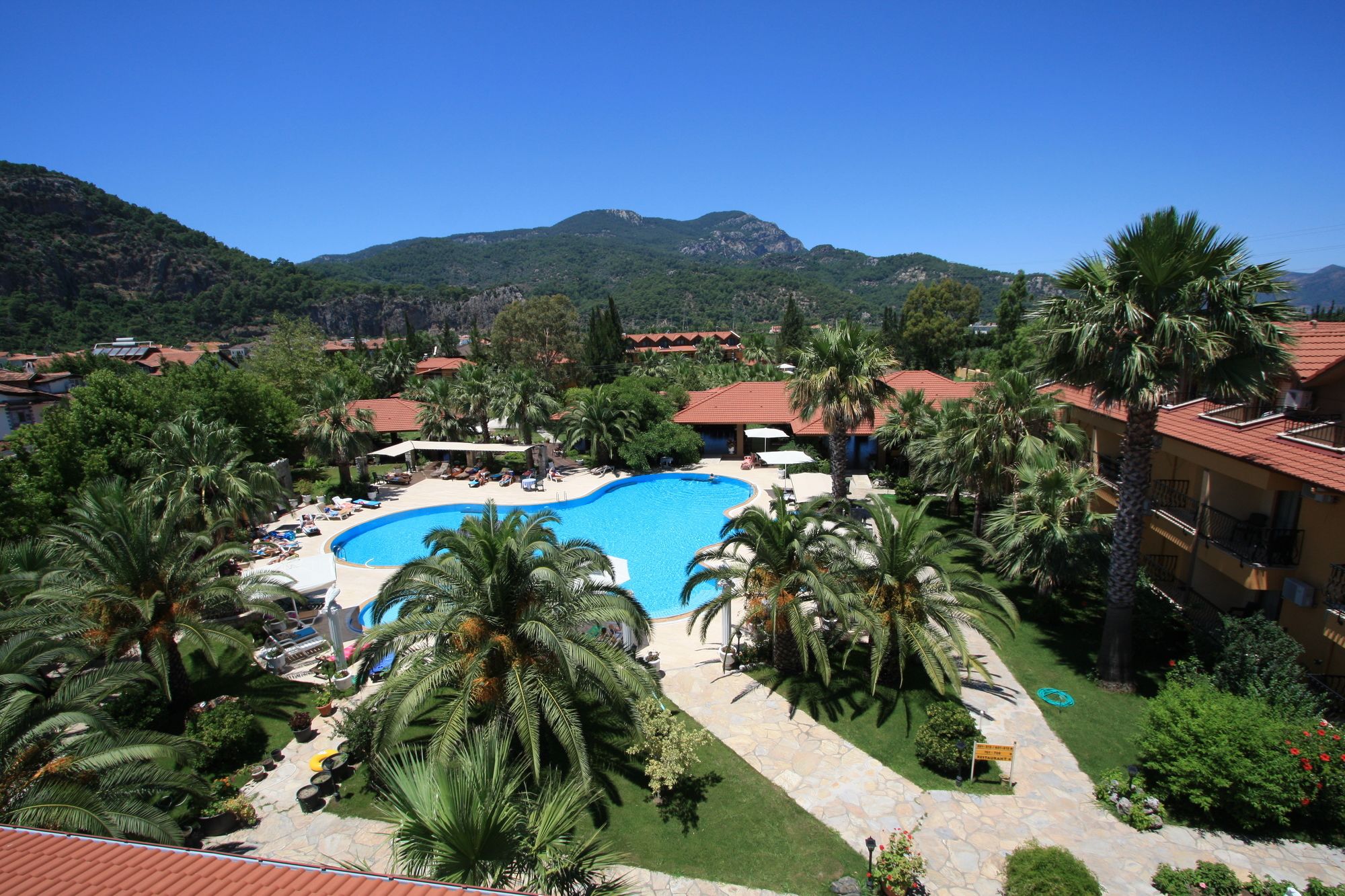Hotel Holiday Calbis — 4-Star Luxury Hotel in Ortaca, Turkey