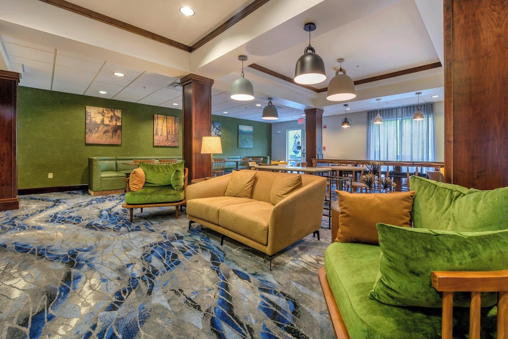 Fairfield Inn & Suites by Marriott Slippery Rock - photo 26