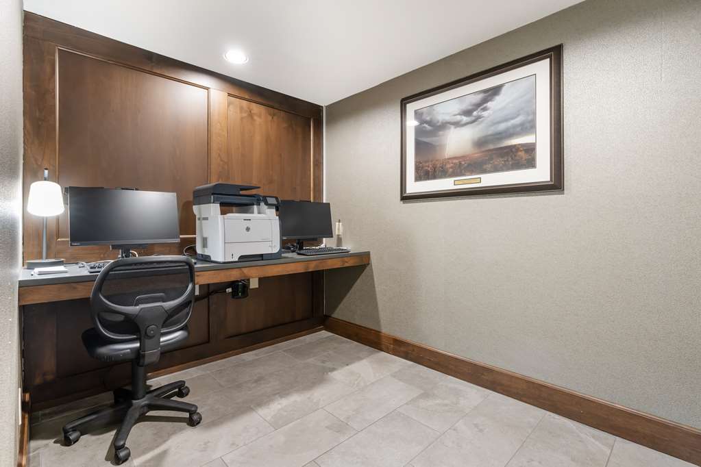 Best Western Bend North - photo 35