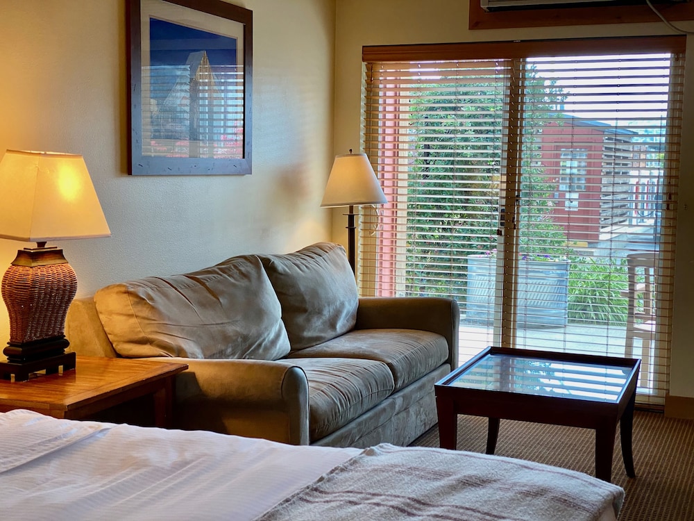 Cousins Country Inn - photo 52