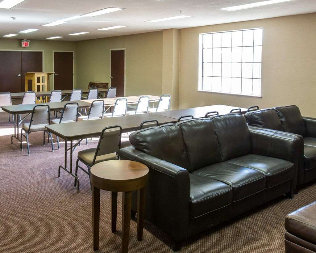 Comfort Suites Idabel - photo 30