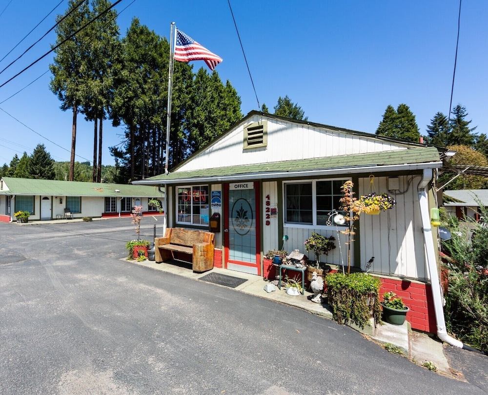 Arbor Inn Motel Oakridge - featured photo