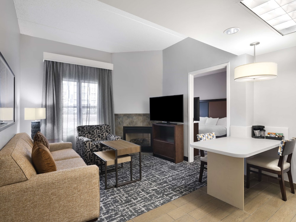 Homewood Suites by Hilton Columbus Airport - photo 21