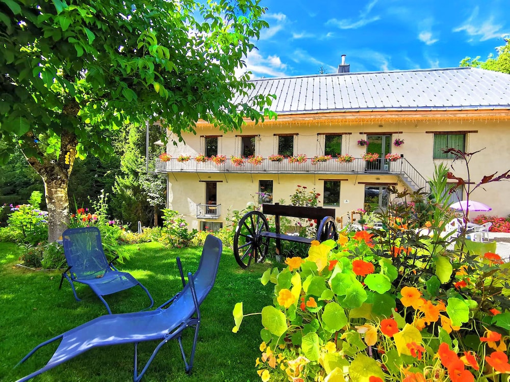 Le Moulin Des Olirics — Sallanches