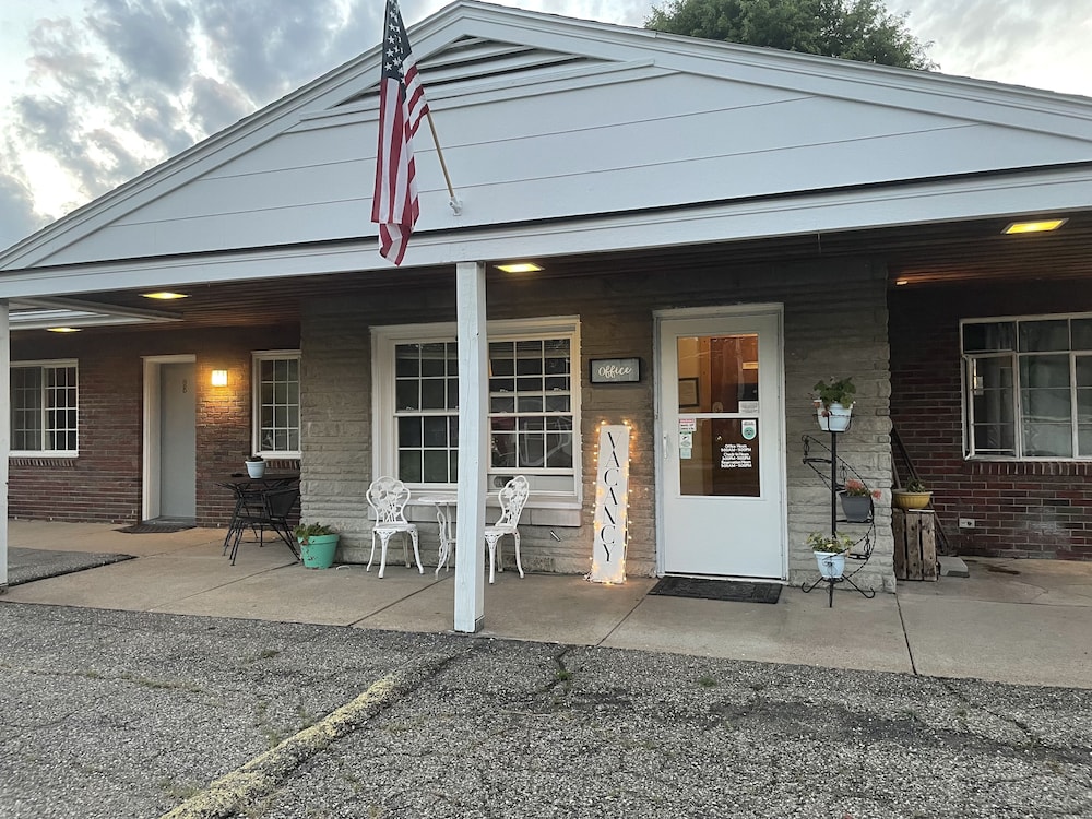 Aldeco Motel - photo 16