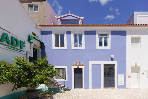 NEW Stylish Portuguese Soul Retreat in Belém 4p — 4-Star Luxury Hotel in Lisbon, Portugal