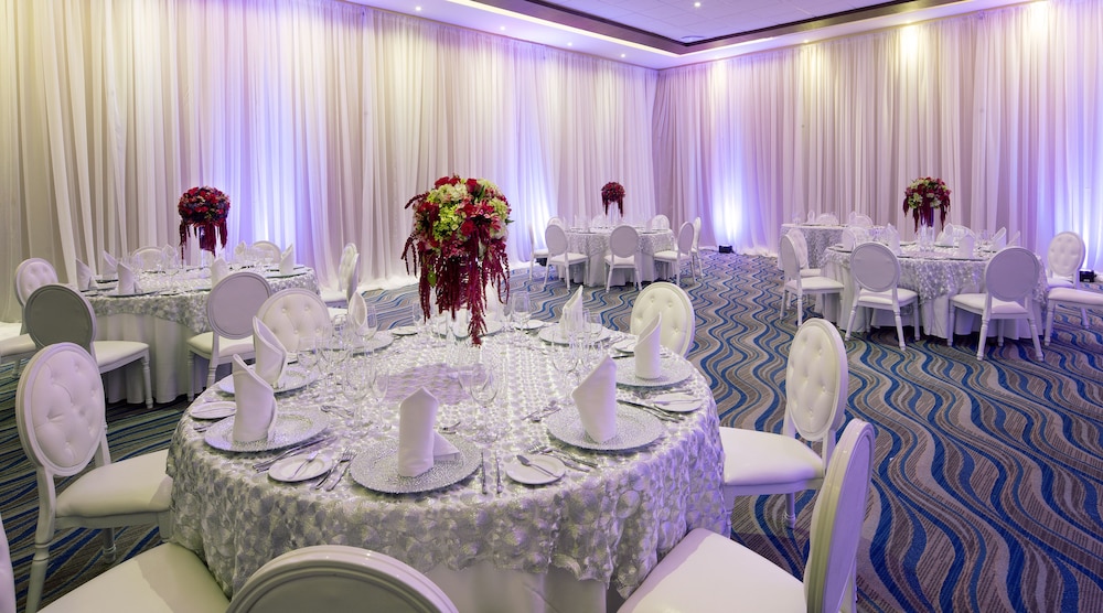 Indoor wedding