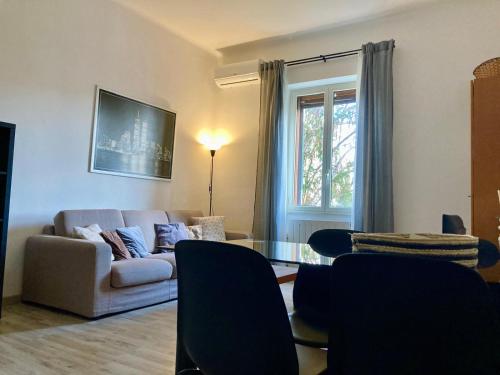Cassia Nerone Appartamento Tranquillo E Silenzioso — 4-Star Luxury Hotel in Rome, Italy
