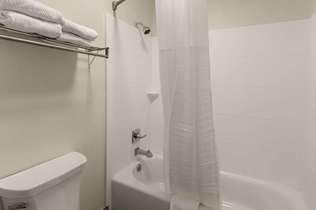 Quality Inn & Suites Dublin - photo 20