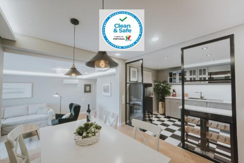 Alto Lido by Madeira Best Apartments — 4-Star Luxury Hotel in Funchal, Portugal