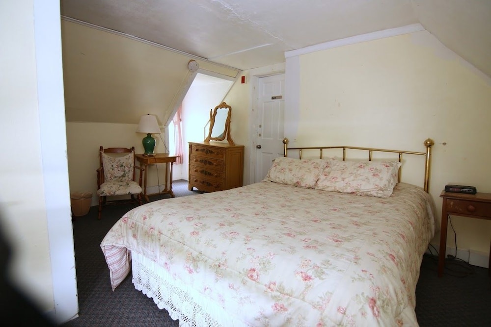 Salt Ash Inn - photo 58