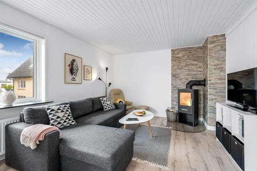 Nyd den skønne natur ved hav og fjord — hotel in Thyboron
