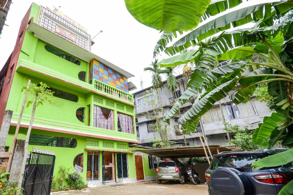 kirtti inn AC double - last minute hotel in Guwahati